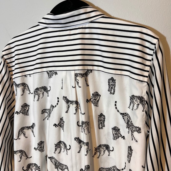 Chicos Chic‎ Stretch No Iron Cheetah Print Button Down Tunic Size 2/Large/12 - Picture 15 of 15